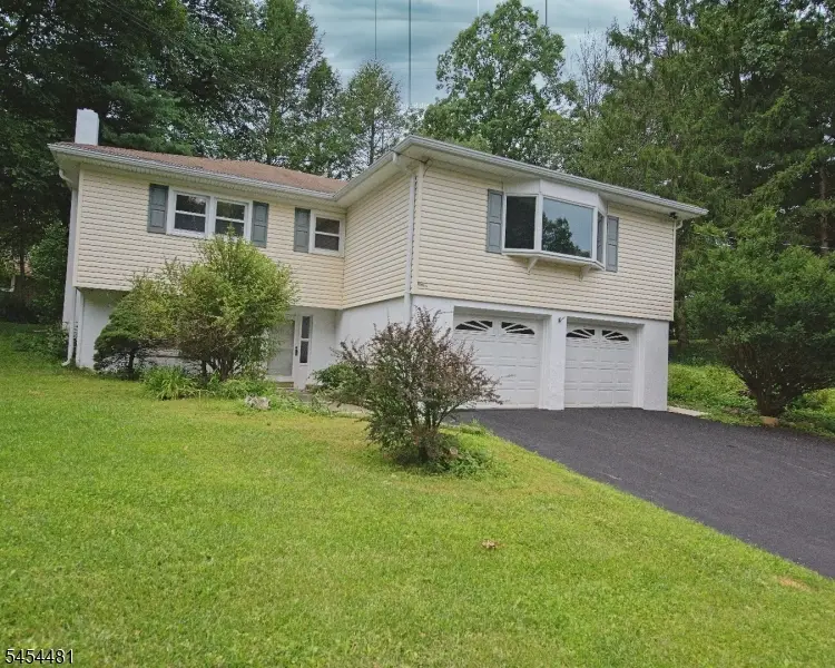 4 Rainbow Trl, Highland Lakes, NJ 07422 - #3