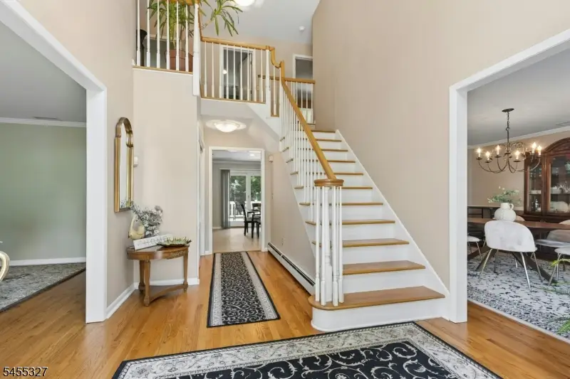 100 Glenwood Rd, Cranford, NJ 07016 - #2