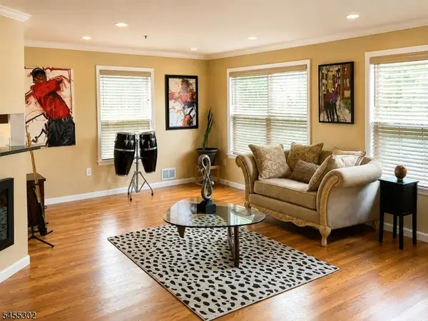 28 Richmond St, Newark City, NJ 07103
