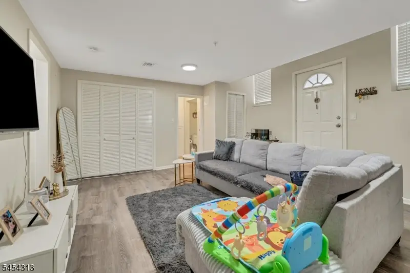 56 Madison St, Newark, NJ 07105 - #3