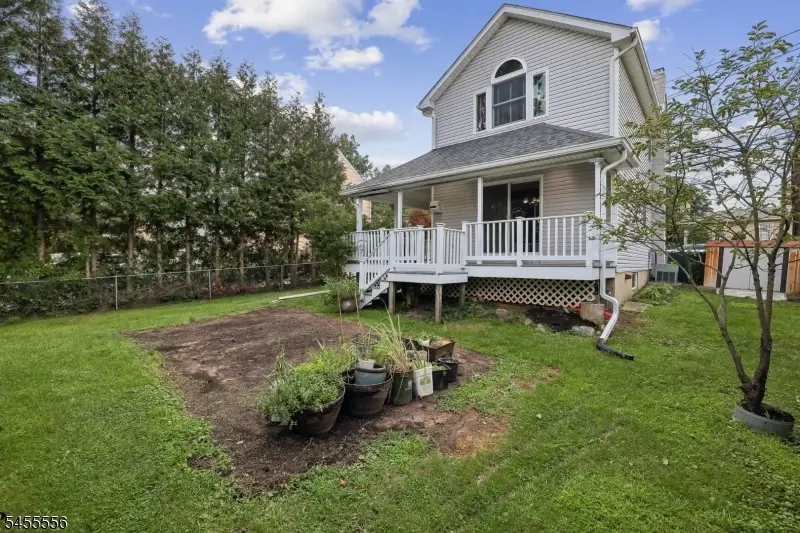163 Stevens Ave, Cedar Grove, NJ 07009 - #3