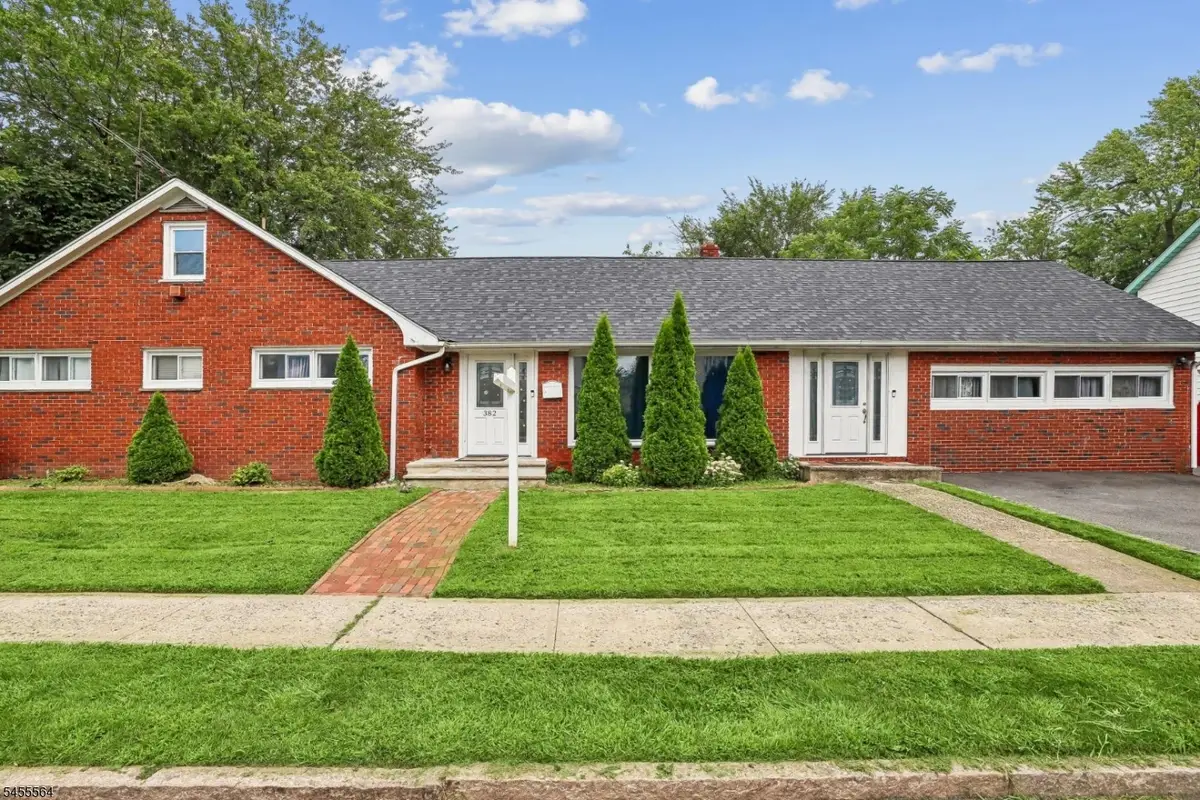 382 Amherst St, East Orange, NJ 07018 - #1