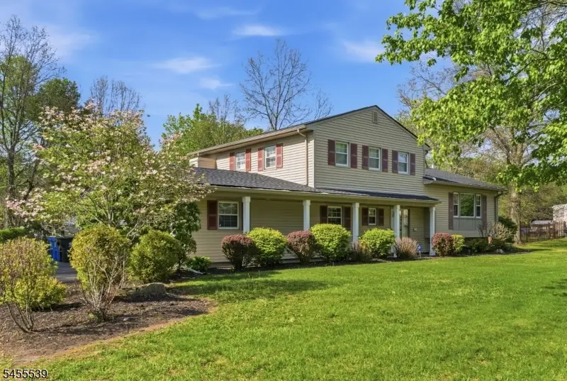 61 Queen Anne Dr, Bernards, NJ 07920 - #3