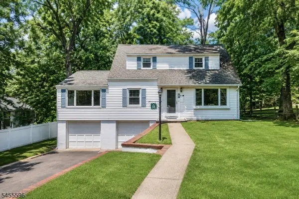 18 Mountainside Dr, Wayne Twp., NJ 07470