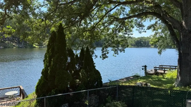 52 Horseshoe Dr, Oak Ridge, NJ 07438 - #2