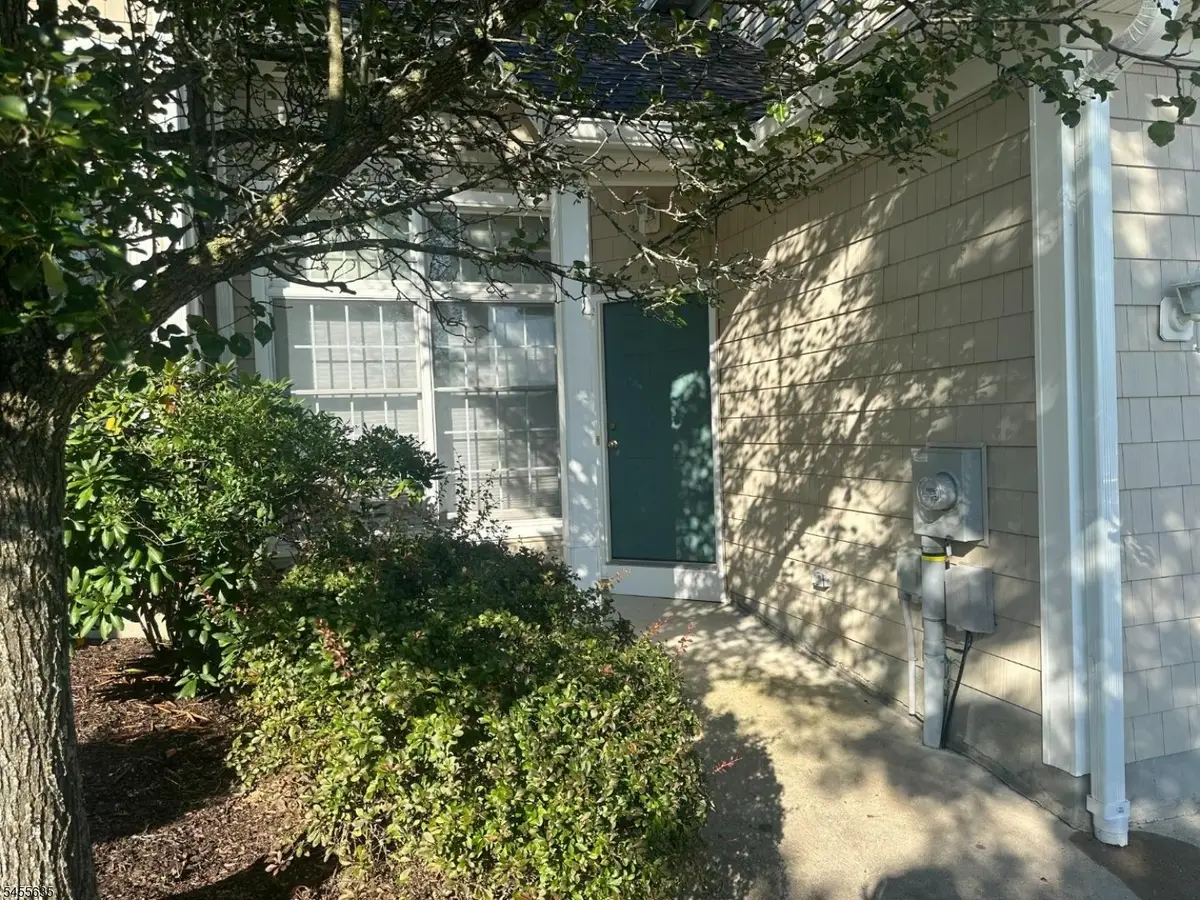 17 Spring Hollow Rd, Wantage, NJ 07461 - #1