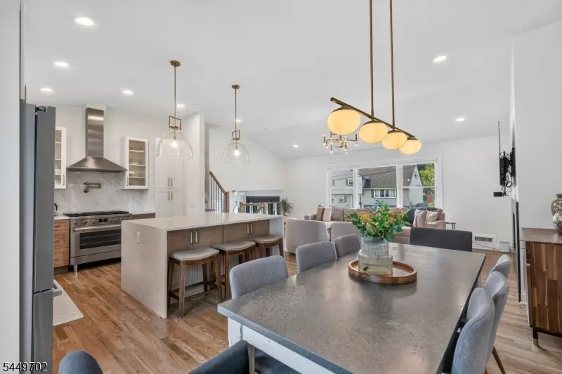 47 Lewis St, Cranford, NJ 07016 - #3