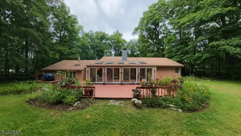 81 Possaghi Rd, Hampton, NJ 07860 - #3