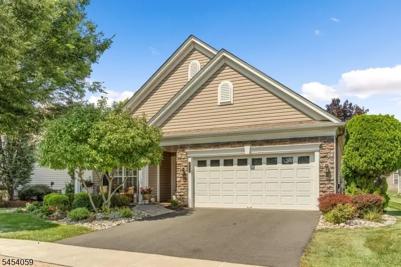 441 Crossfields Ln, Franklin, NJ 08873 - #1
