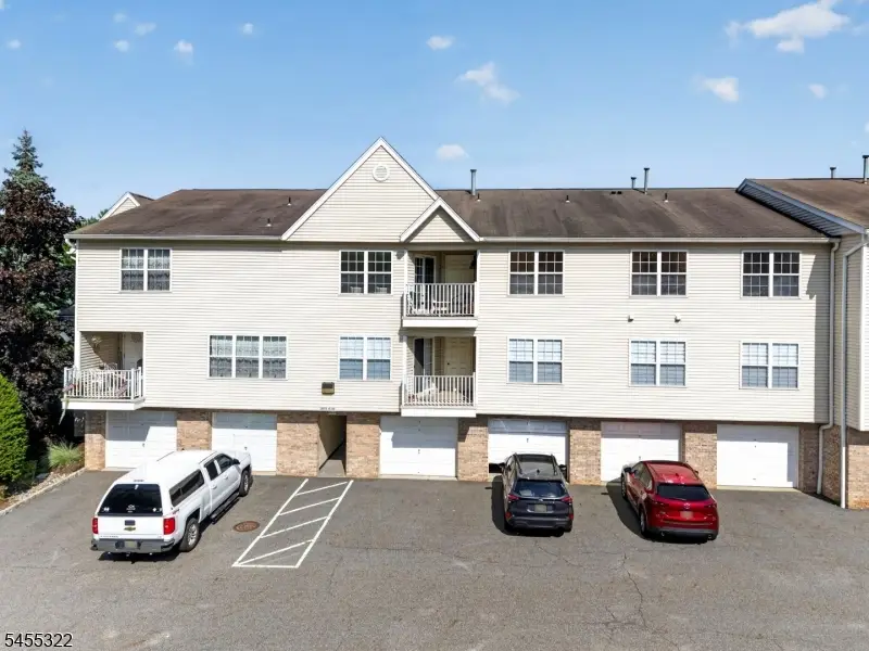45 Parkside Ct #45, Wayne, NJ 07470 - #2
