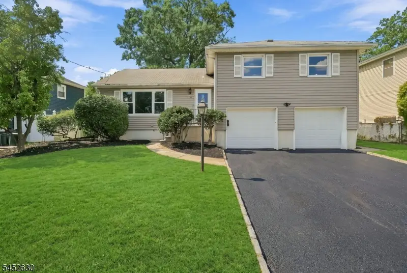 656 Winchester Ave, Union, NJ 07083 - #1