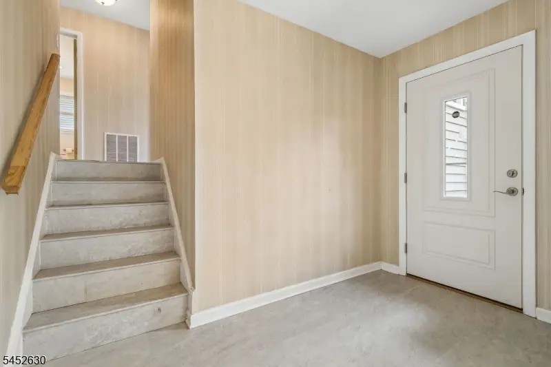 656 Winchester Ave, Union, NJ 07083 - #2