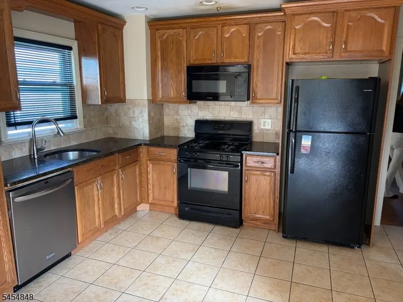116 Giles Ave, Middlesex, NJ 08846 - #3