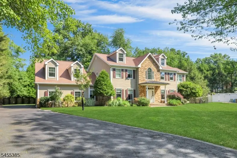 782 Tiffany Ave, River Vale, NJ 07675 - #1