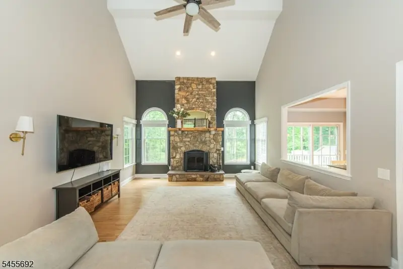 18 Stoneybrook Road, Washington, NJ 07853 - #3