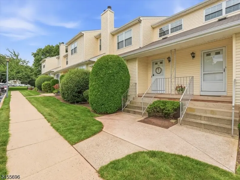 74 Freemont Ct, Franklin, NJ 08873 - #2