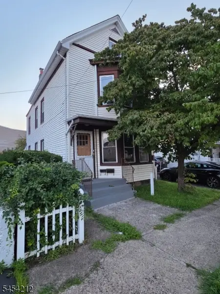 161 Ryerson Ave, Paterson City, NJ 07502