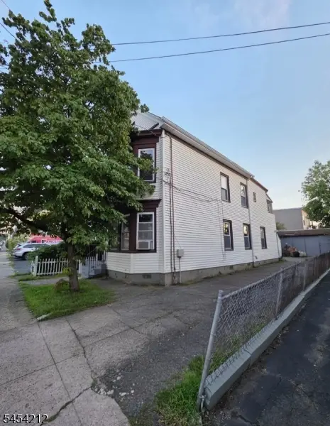 161 Ryerson Ave, Paterson, NJ 07502 - #3