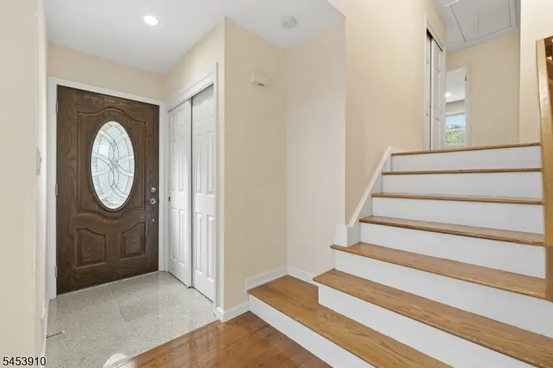 9 Trombley Dr, Livingston, NJ 07039 - #3