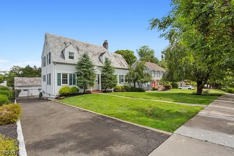 8 Tuxedo Pl, Morristown, NJ 07960 - #2