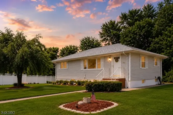 74 Farmingdale Rd, Wayne Twp., NJ 07470