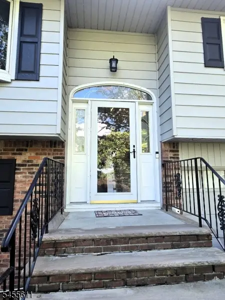 25 Kadel Dr, Mount Arlington, NJ 07856 - #3