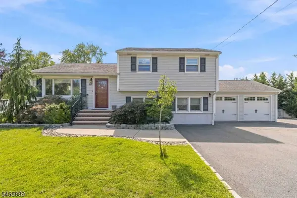 112 Sand Rd, Fairfield Twp., NJ 07004
