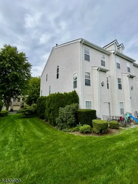 456 Hartford Dr, Nutley, NJ 07110 - #3