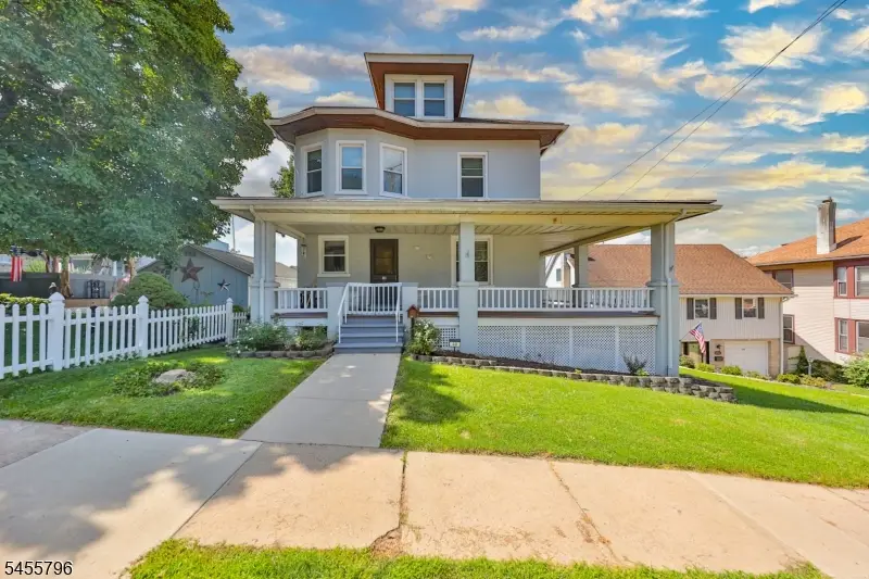 40 Chambers St, Phillipsburg, NJ 08865 - #1