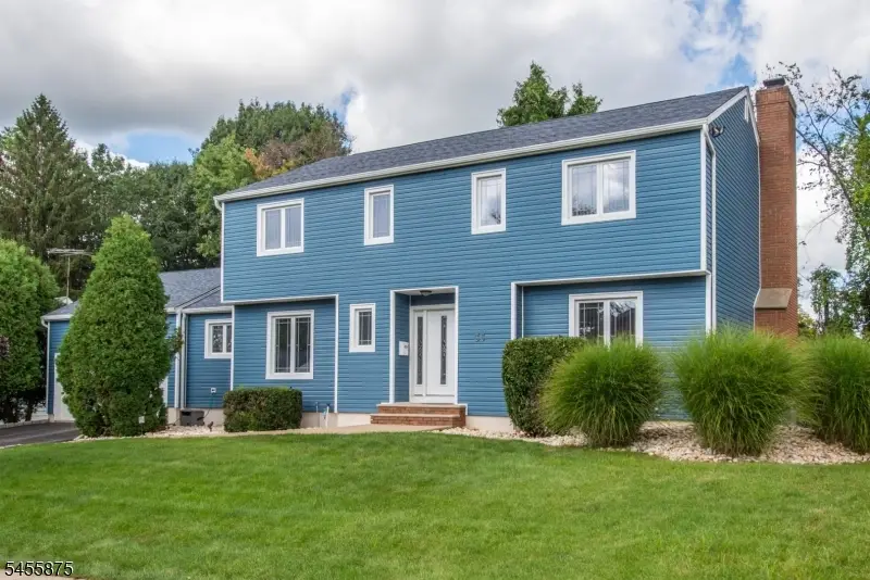 35 Herbert Ter, Livingston, NJ 07502 - #1