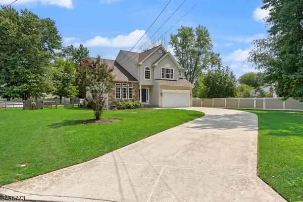 23 Charles Ave, Gloucester Twp., NJ 08012