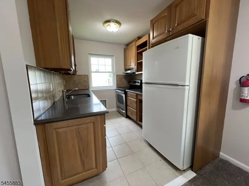 162 Belleville Ave #1B, Bloomfield, NJ 07003 - #3