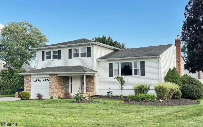1 Evelyn Pl, Pequannock, NJ 07444 - #2
