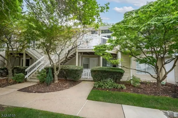 70 Sage Court, Bedminster Twp., NJ 07921