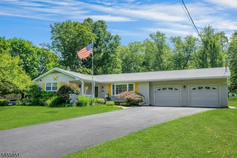 6 Jackson Valley Rd, Washington, NJ 07882 - #1