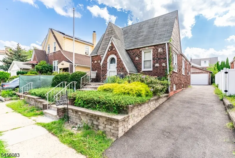 2088 Lentz Ave, Union, NJ 07083 - #2
