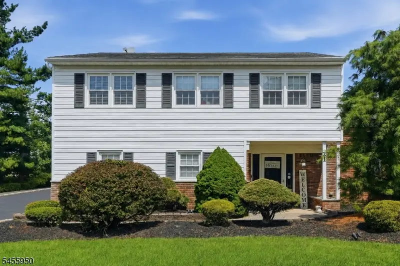 21 Tuscan Pl, East Hanover, NJ 07936 - #2