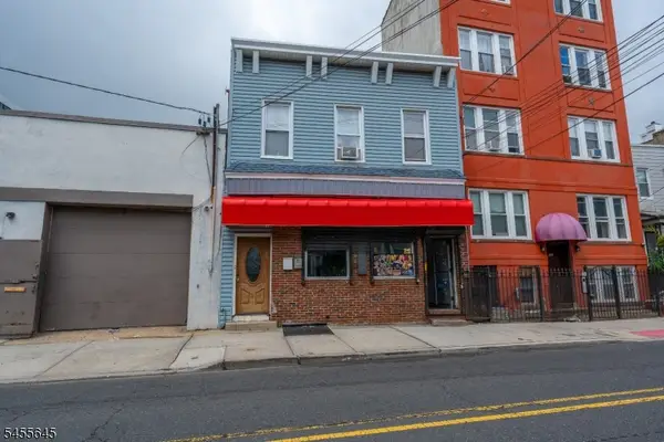 305 Summit Ave, Jersey City, NJ 07306