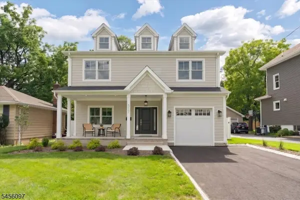 517 Lexington Ave, Cranford Twp., NJ 07016