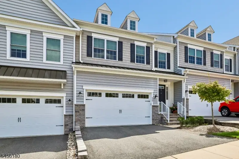 11 Hickory Ct, Cedar Grove, NJ 07009 - #1