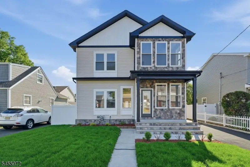 588 Maple Ave, Saddle Brook, NJ 07663 - #2