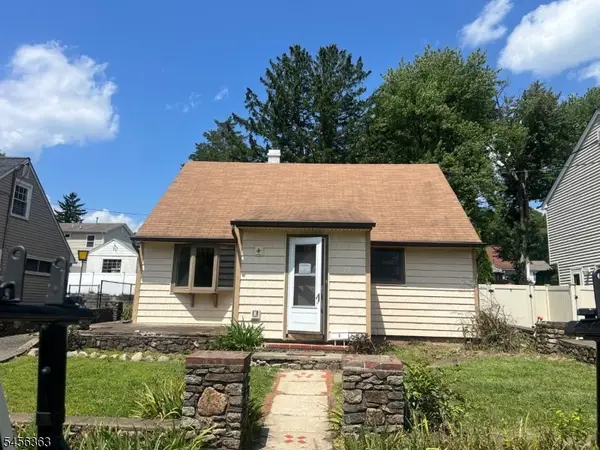 27 Charles Ter, Waldwick Boro, NJ 07463