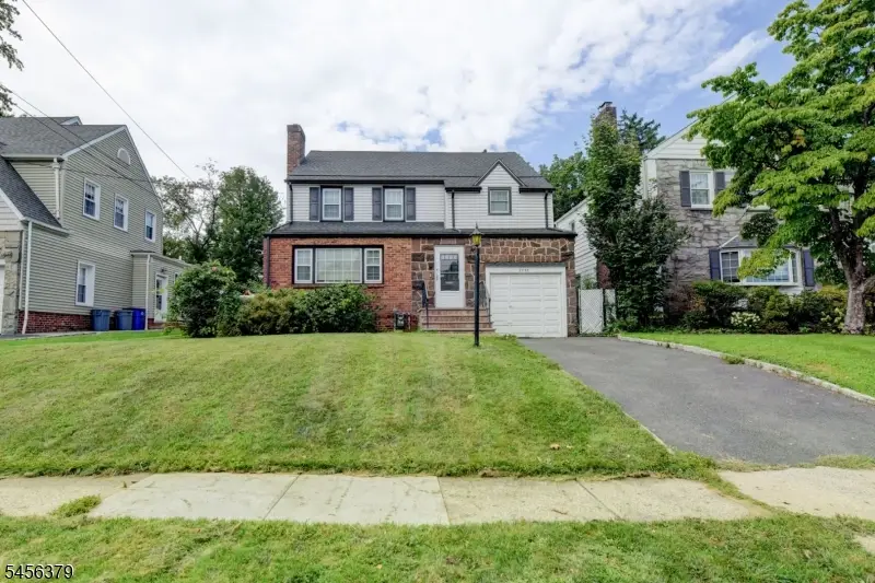 2758 Larchmont Rd, Union, NJ 07083 - #2