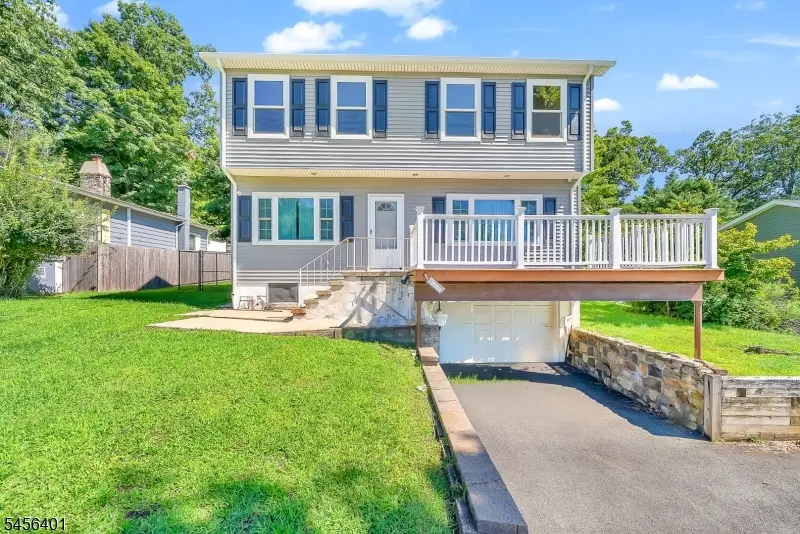 13 Hopatchung Rd, Hopatcong, NJ 07843 - #3