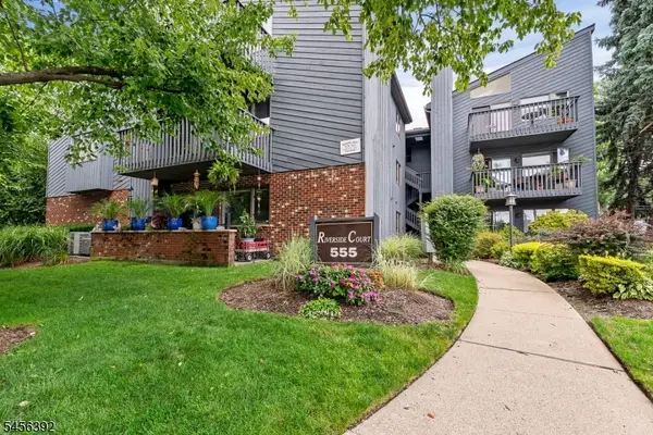 555 Riverside Ave #12, Rutherford Boro, NJ 07070