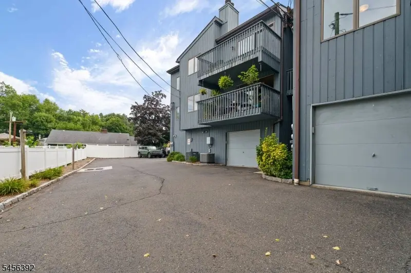 555 Riverside Ave #12, Rutherford, NJ 07070 - #2