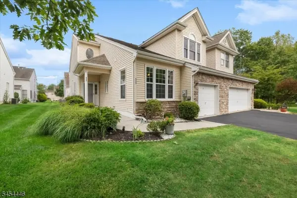 11 Disbro Ln, Franklin Twp., NJ 08873