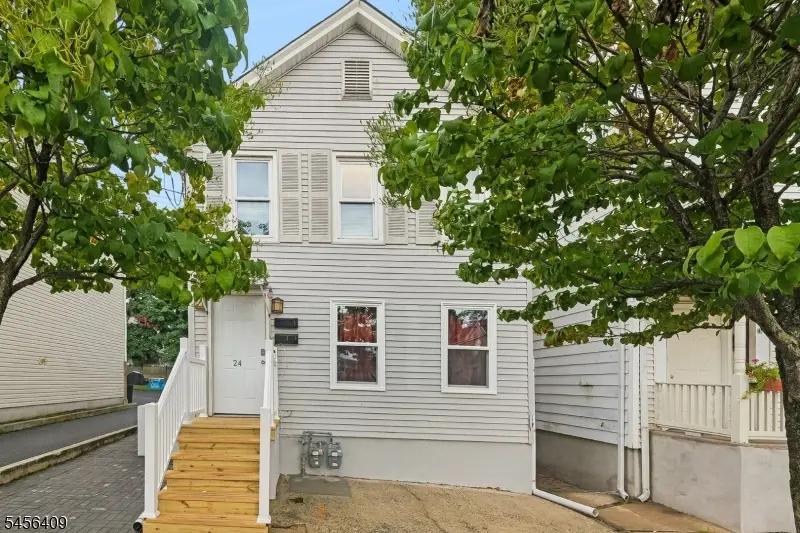 24 Welton St, New Brunswick, NJ 08901 - #2