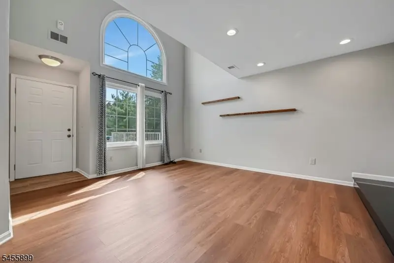 31 Academy Court, The Hills, NJ 07921 - #2