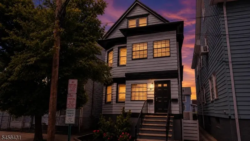 37 Prospect St, Watsessing, NJ 07003 - #1
